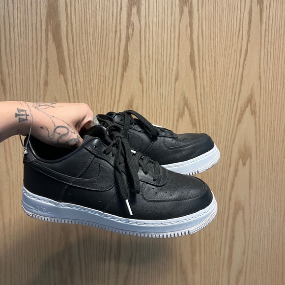 SOLD BRAND NEW BLACK and WHITE Nike Air Forces - Picture 1 of 11